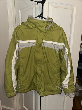 Columbia Olive Green and Light Gray Ski Jacket